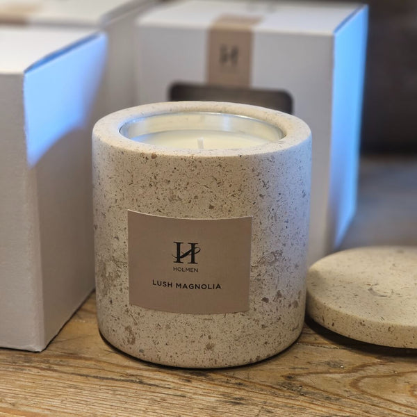 Duftlys i Marmor Krukke lush Magnolia
