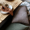 Aix Pudebetræk chenille m piping 50x35 latte
