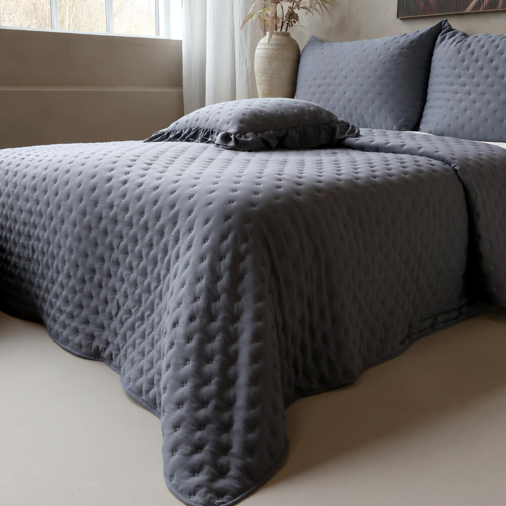 Aix Soft Quilt Sengetæppe midnight 260 x 240