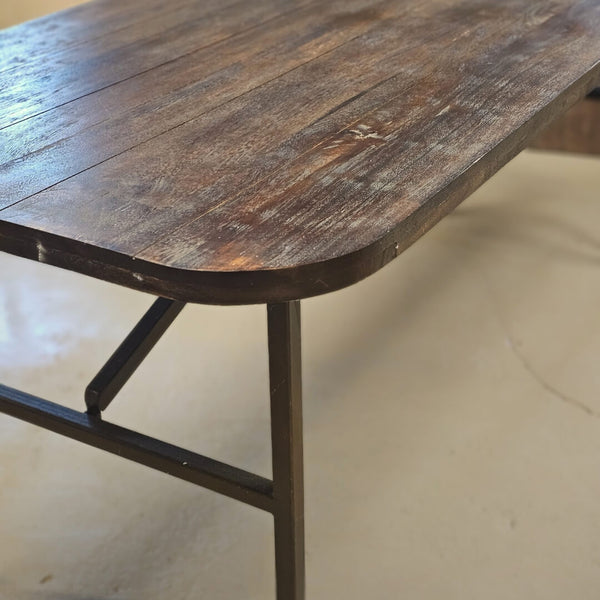 Vintage Bord i genbrugstræ metal stel