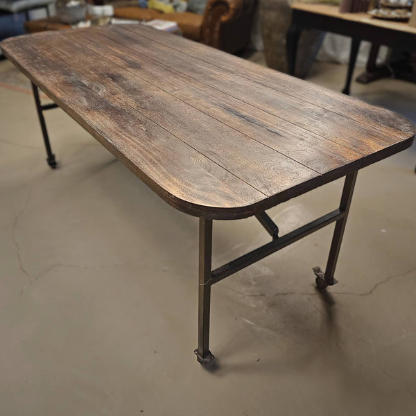 Vintage Bord i genbrugstræ metal stel