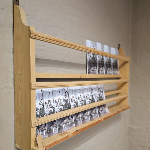 Gammel Tallerkenrække træ