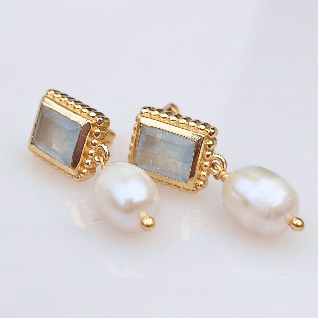 Janika forgyldte Øreringe med perle & aqua chalcedon