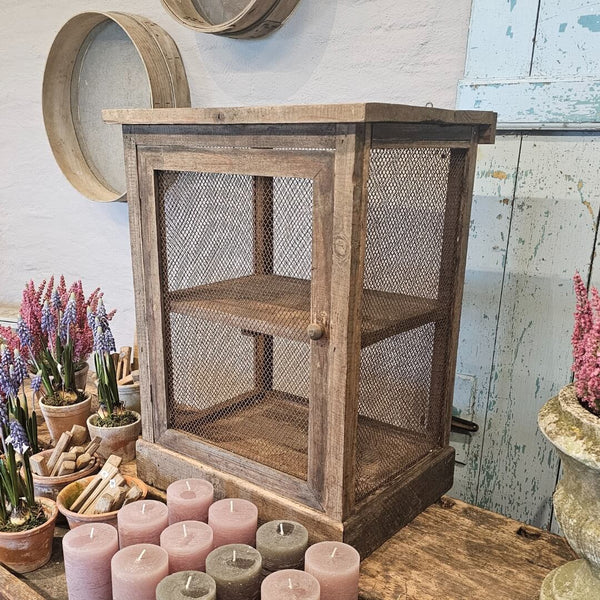 Vintage Flueskab med patina