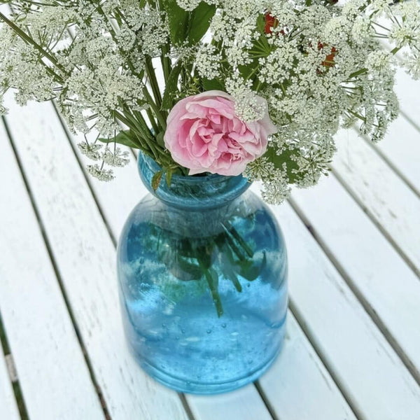 Blå mundblæst Vase i genbrugsglas