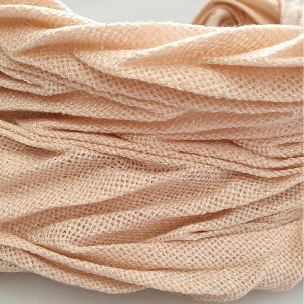 soft pink tørklæde med struktur